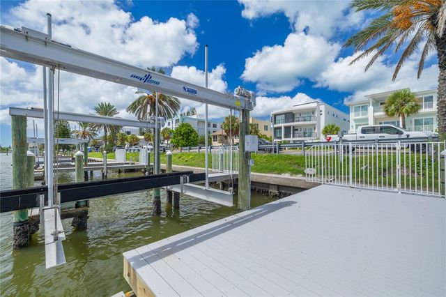 34 GULF BOULEVARD, Indian Rocks Beach, FL 33785