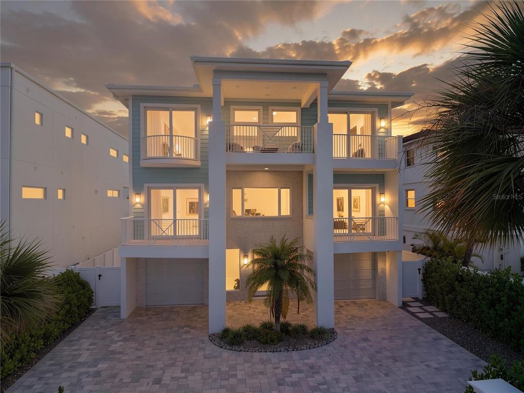 34 GULF BOULEVARD, Indian Rocks Beach, FL 33785