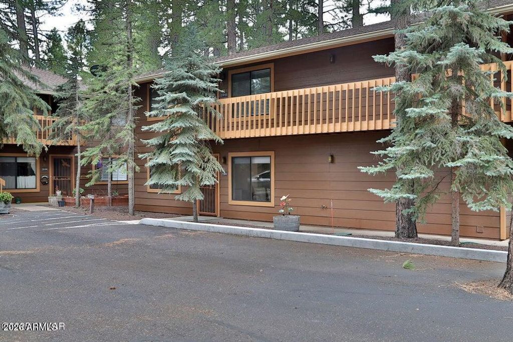 2594 Mustang Circle, Pinetop, AZ 85935