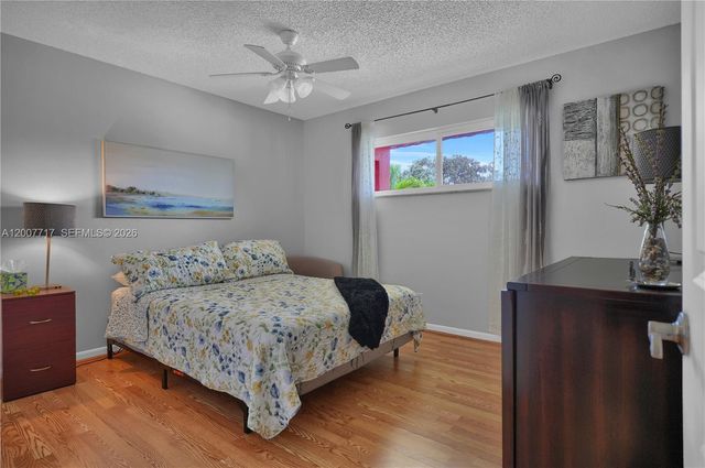 8941 S Hollybrook Blvd 203, Pembroke Pines, FL 33025