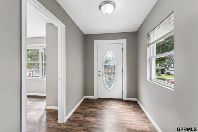 3010 Seward Street, Omaha, NE 68111