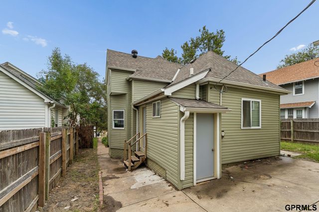 3010 Seward Street, Omaha, NE 68111