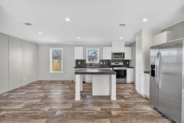 104 4th Street, Graford, TX 76449