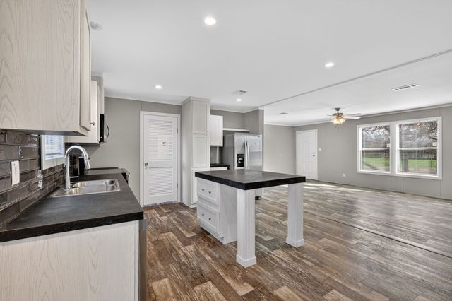 104 4th Street, Graford, TX 76449