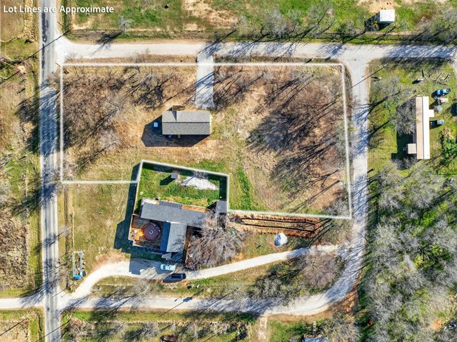 104 4th Street, Graford, TX 76449
