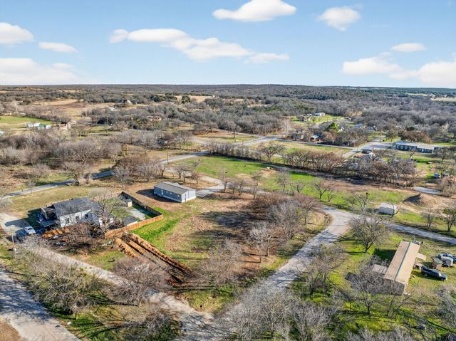 104 4th Street, Graford, TX 76449