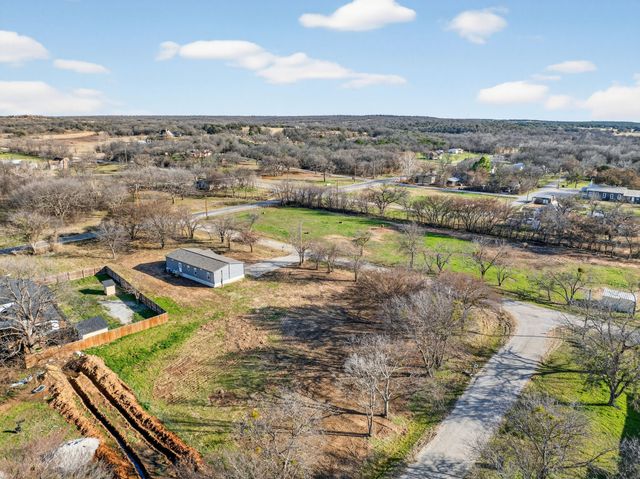 104 4th Street, Graford, TX 76449