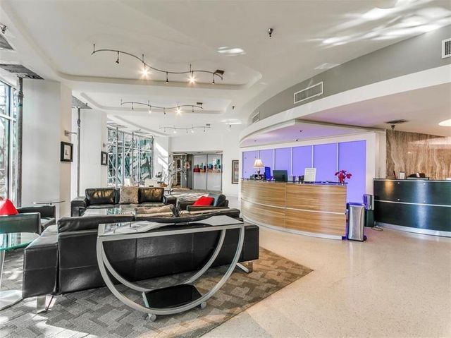 5900 NW Mosteller Drive Drive 102, Oklahoma City, OK 73112