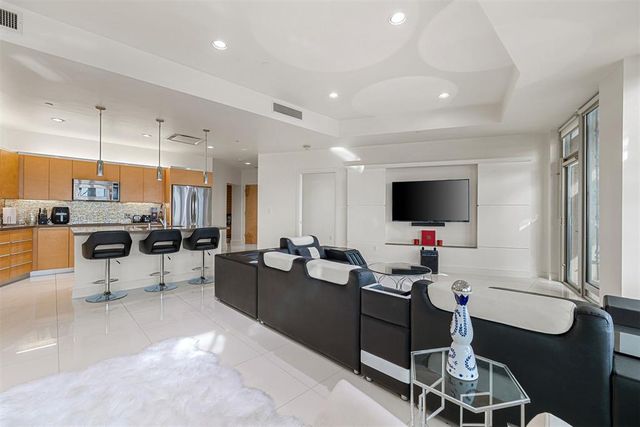 5900 NW Mosteller Drive Drive 102, Oklahoma City, OK 73112