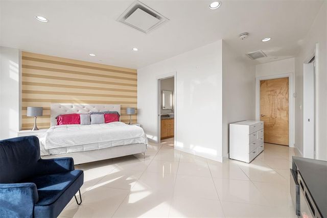 5900 NW Mosteller Drive Drive 102, Oklahoma City, OK 73112