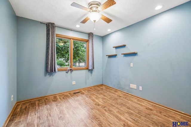 2048 Chloe Lane, Lincoln, NE 68512