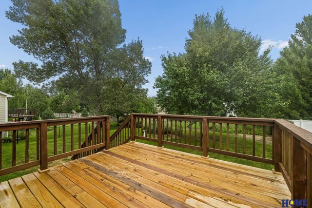 2048 Chloe Lane, Lincoln, NE 68512