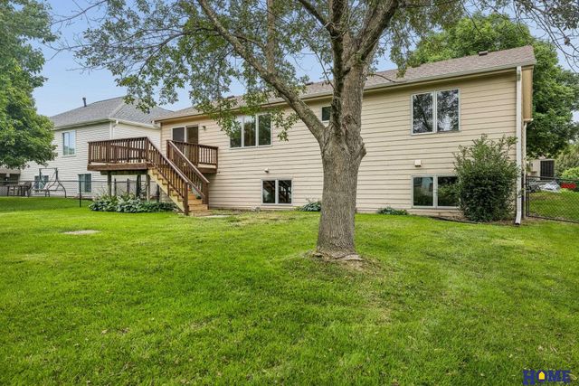 2048 Chloe Lane, Lincoln, NE 68512