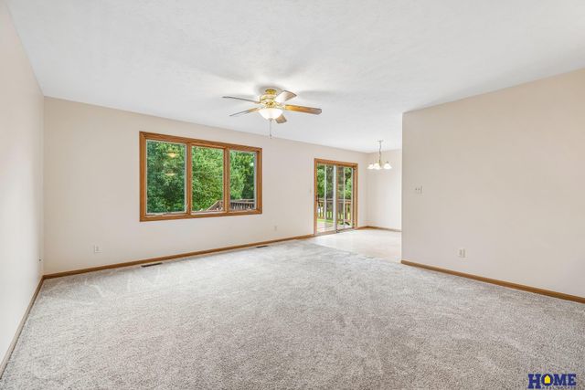 2048 Chloe Lane, Lincoln, NE 68512