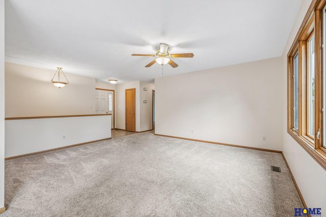2048 Chloe Lane, Lincoln, NE 68512