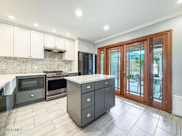 1128 Canterford Circle, Westlake Village, CA 91361