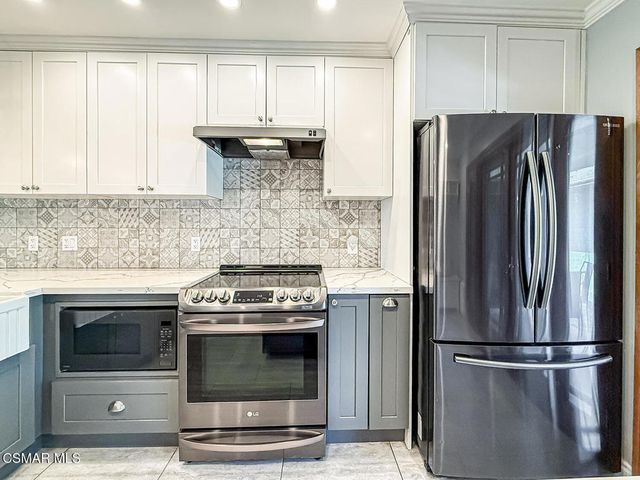 1128 Canterford Circle, Westlake Village, CA 91361