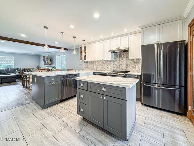 1128 Canterford Circle, Westlake Village, CA 91361