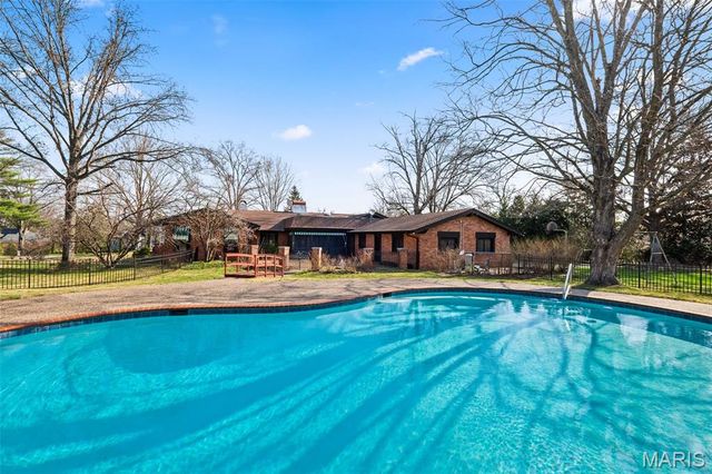 31 Bellerive Country Club Grounds, Town And Country, MO 63141