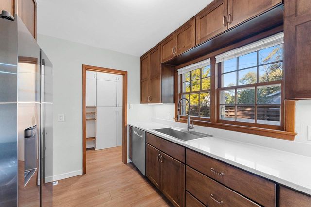 238 BELLE AVENUE, De Pere, WI 54115