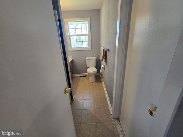 11 HOCKAMICK RD, Cookstown, NJ 08511