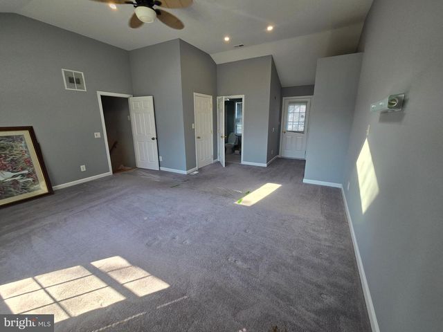 11 HOCKAMICK RD, Cookstown, NJ 08511