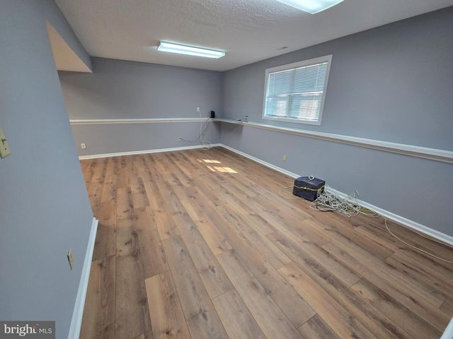 11 HOCKAMICK RD, Cookstown, NJ 08511