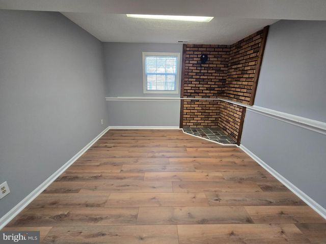 11 HOCKAMICK RD, Cookstown, NJ 08511