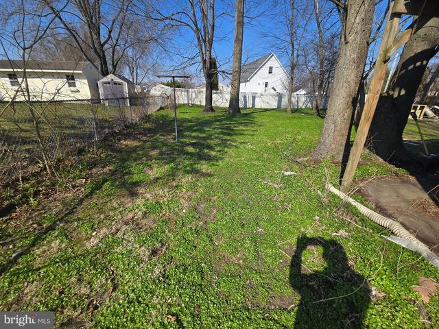 11 HOCKAMICK RD, Cookstown, NJ 08511