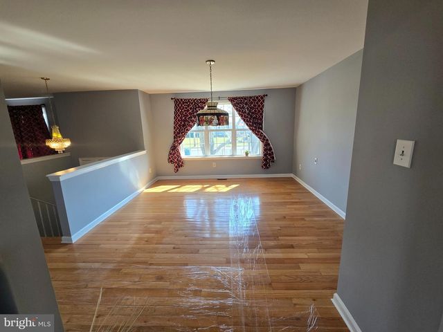 11 HOCKAMICK RD, Cookstown, NJ 08511