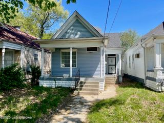 2921 Dumesnil St, Louisville, KY 40211