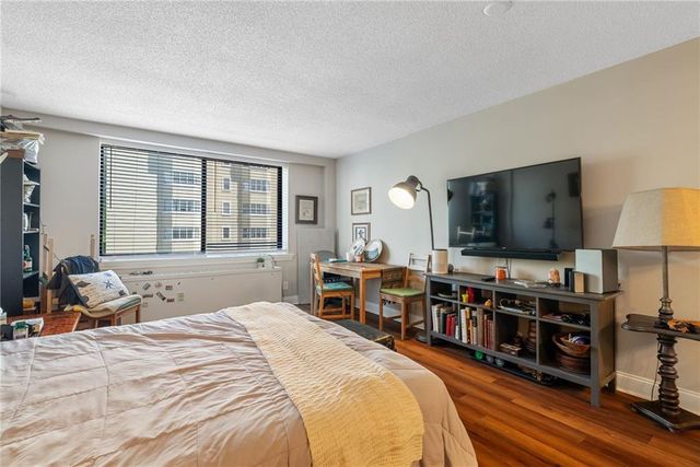 2479 Peachtree NE Road 412, Atlanta, GA 30305