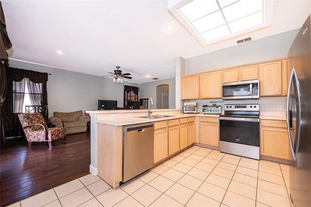 445 MORNING BLOSSOM LANE, Oviedo, FL 32765