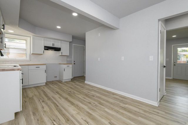 8134 W Acacia STREET, Milwaukee, WI 53223