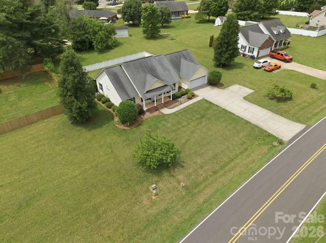 210 Jane Sowers Road, Statesville, NC 28625