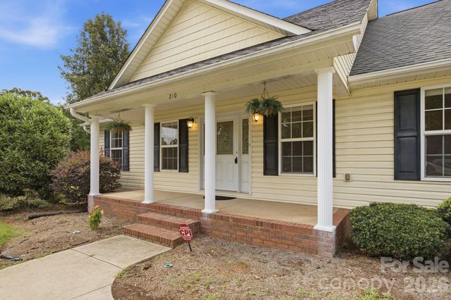 210 Jane Sowers Road, Statesville, NC 28625
