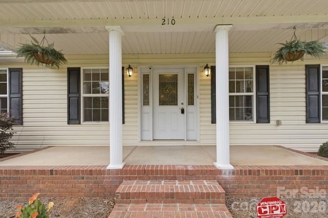 210 Jane Sowers Road, Statesville, NC 28625