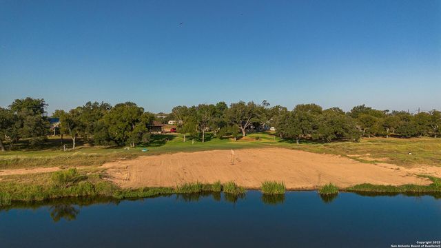 136 Lakeshore, Horseshoe Bay, TX 78657