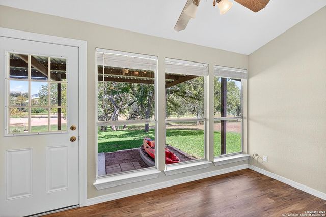 136 Lakeshore, Horseshoe Bay, TX 78657