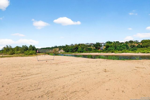 136 Lakeshore, Horseshoe Bay, TX 78657