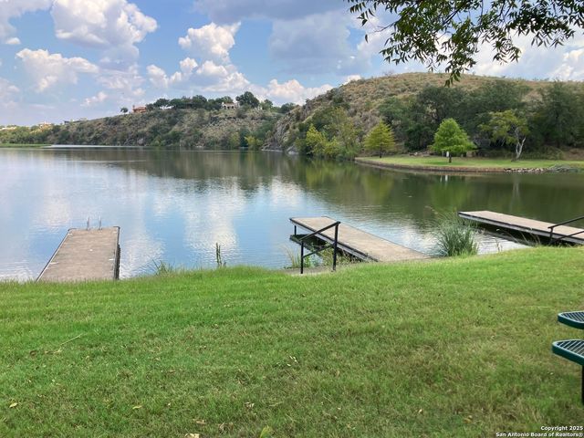 136 Lakeshore, Horseshoe Bay, TX 78657
