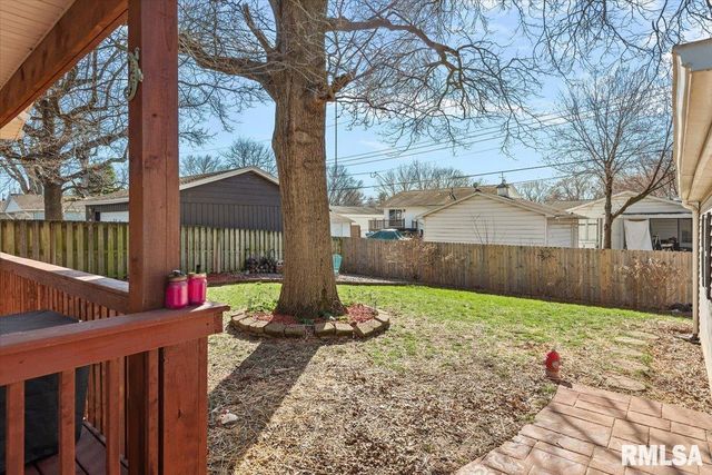 49 Foresters Lane, Springfield, IL 62704