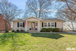 49 Foresters Lane, Springfield, IL 62704