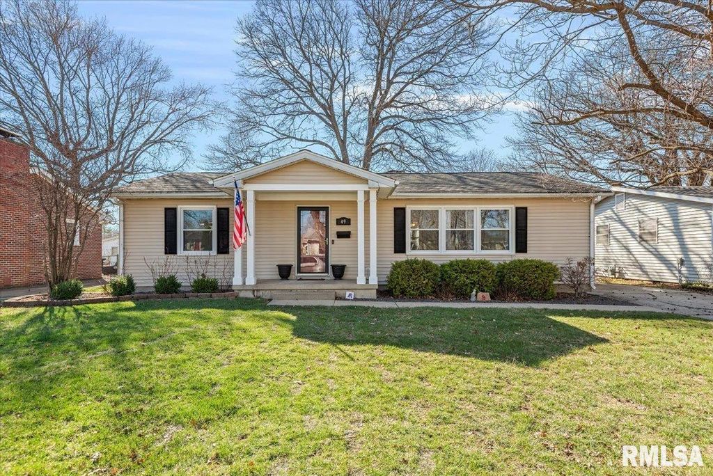 49 Foresters Lane, Springfield, IL 62704