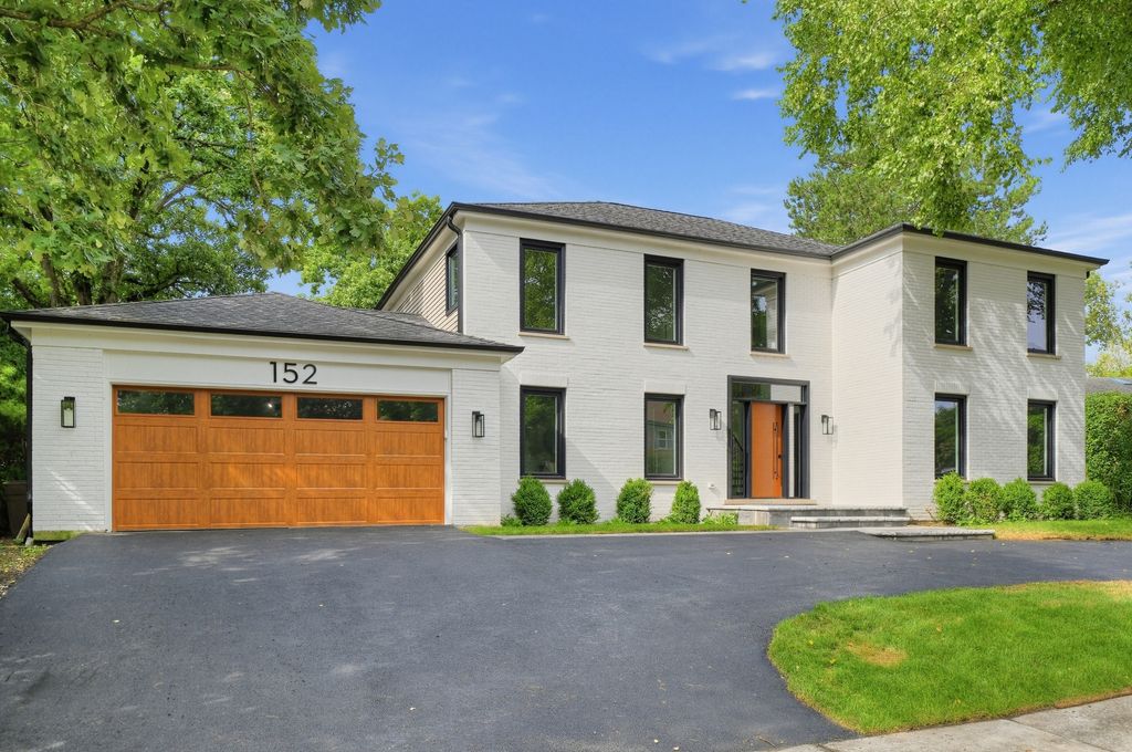152 Oakmont Drive, Deerfield, IL 60015