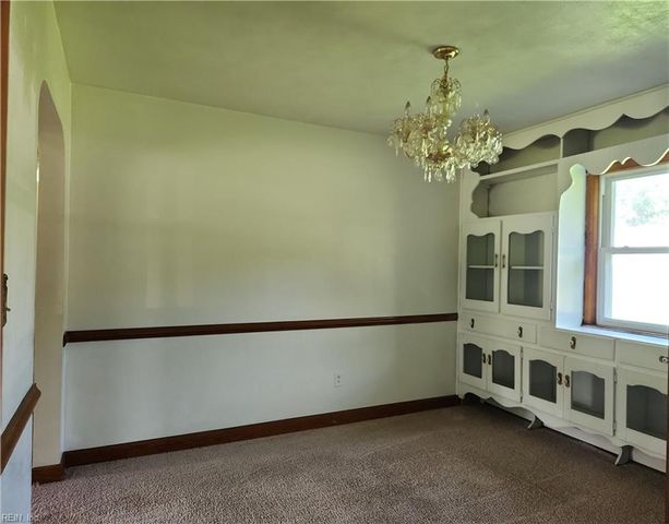 412 Hartsdale RD, Virginia Beach, VA 23462