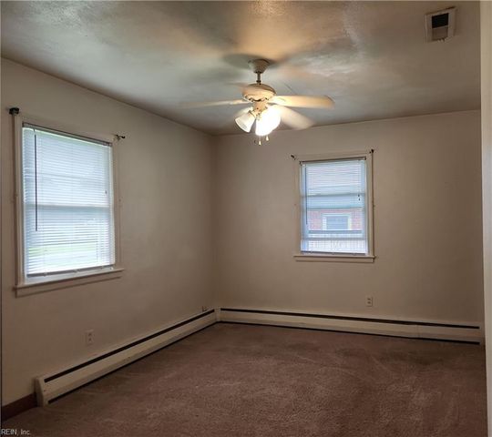 412 Hartsdale RD, Virginia Beach, VA 23462