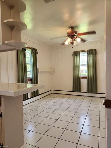 412 Hartsdale RD, Virginia Beach, VA 23462