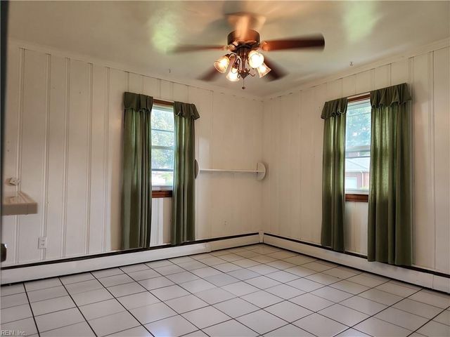 412 Hartsdale RD, Virginia Beach, VA 23462
