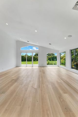 13878 Palm Grove Place, Palm Beach Gardens, FL 33418